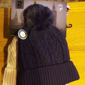 London Fog Black and Tan Knit Beanie Set